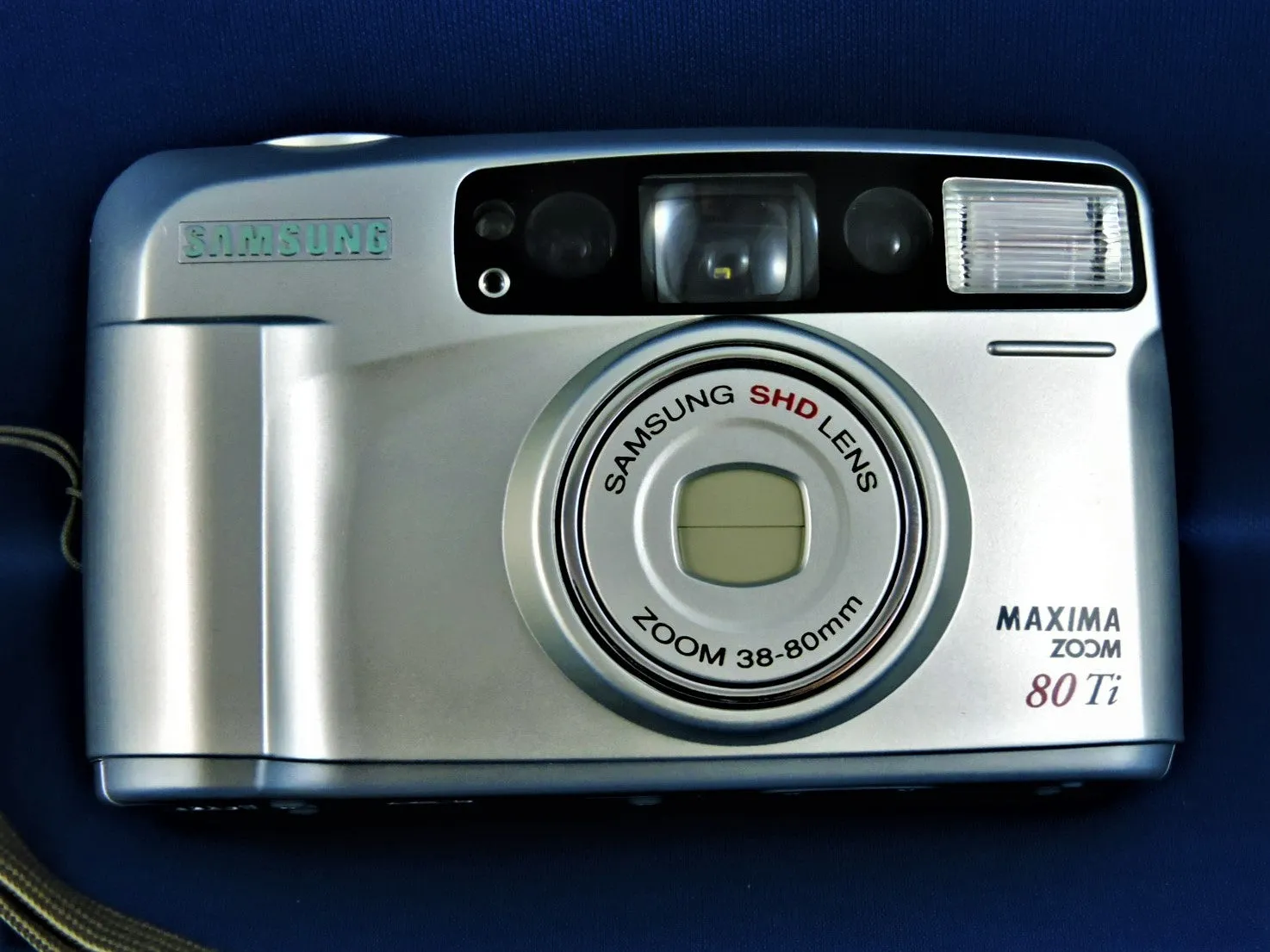 Cameras - Samsung Maxima Zoom 80 Ti Camera