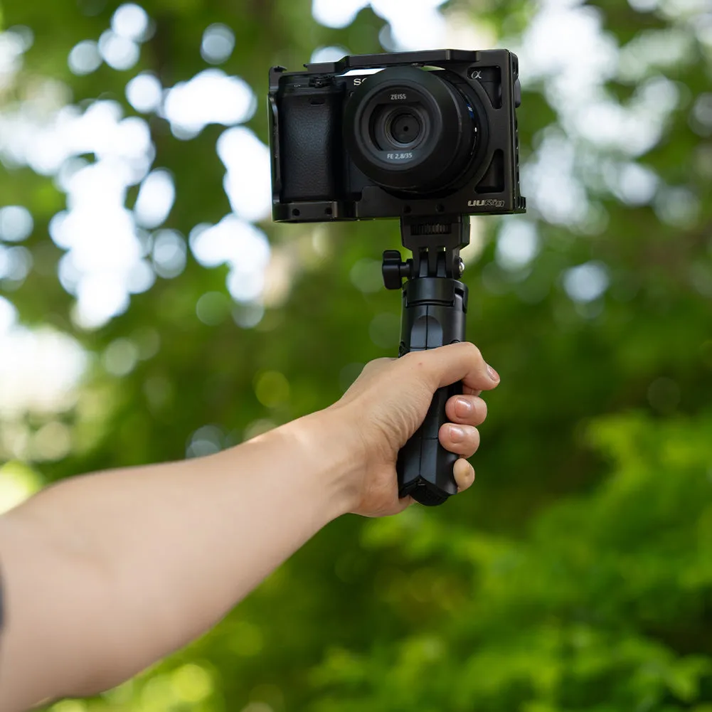MT-01 Mini Tabletop Desk Tripod Stand for Flash Lighting and Cameras