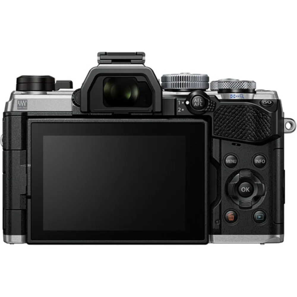 Olympus OM-5 Mirrorless Camera with 12-45mm f/4 PRO Lens | Silver