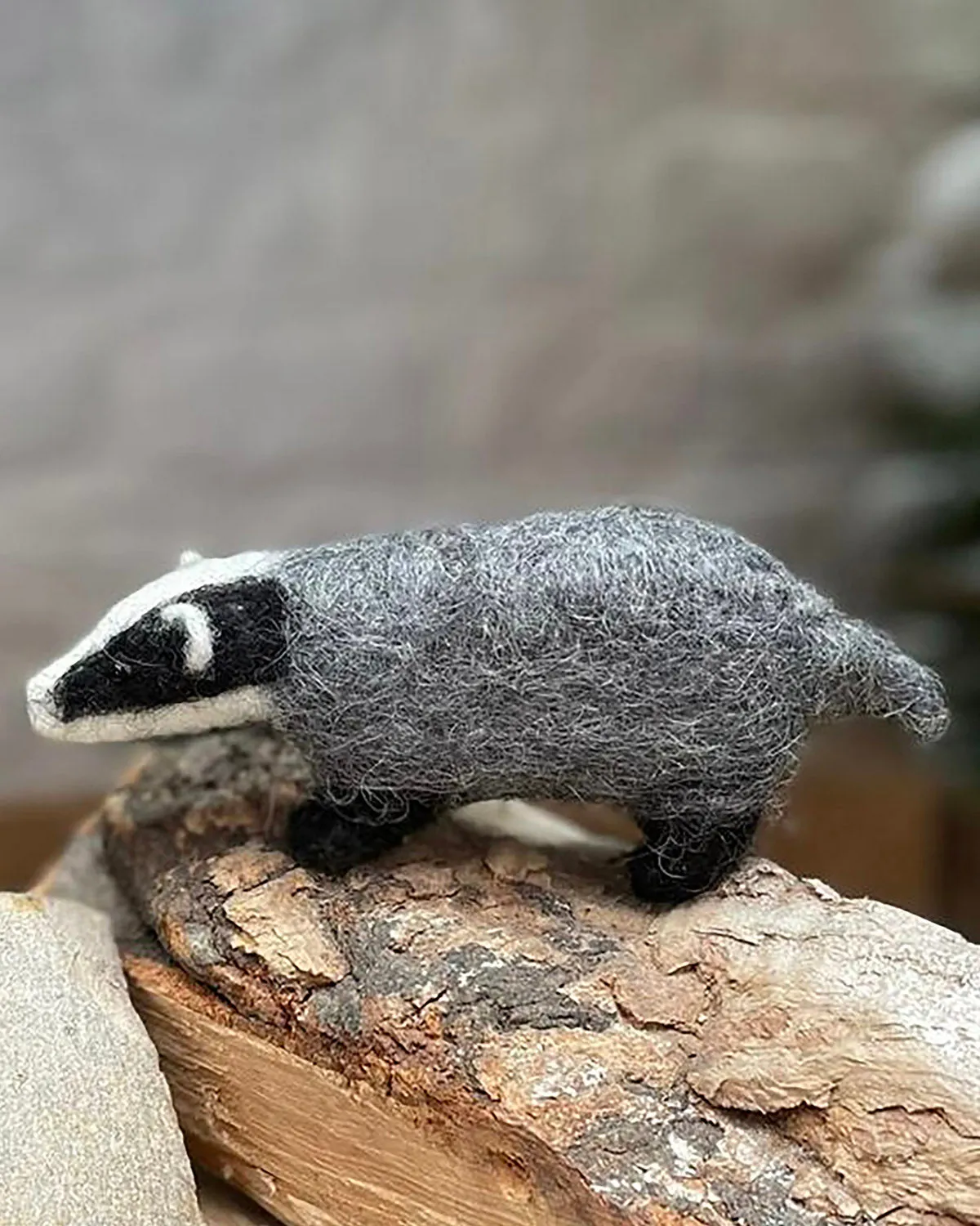 The Makerss - Small Badger Needle Felt Kit