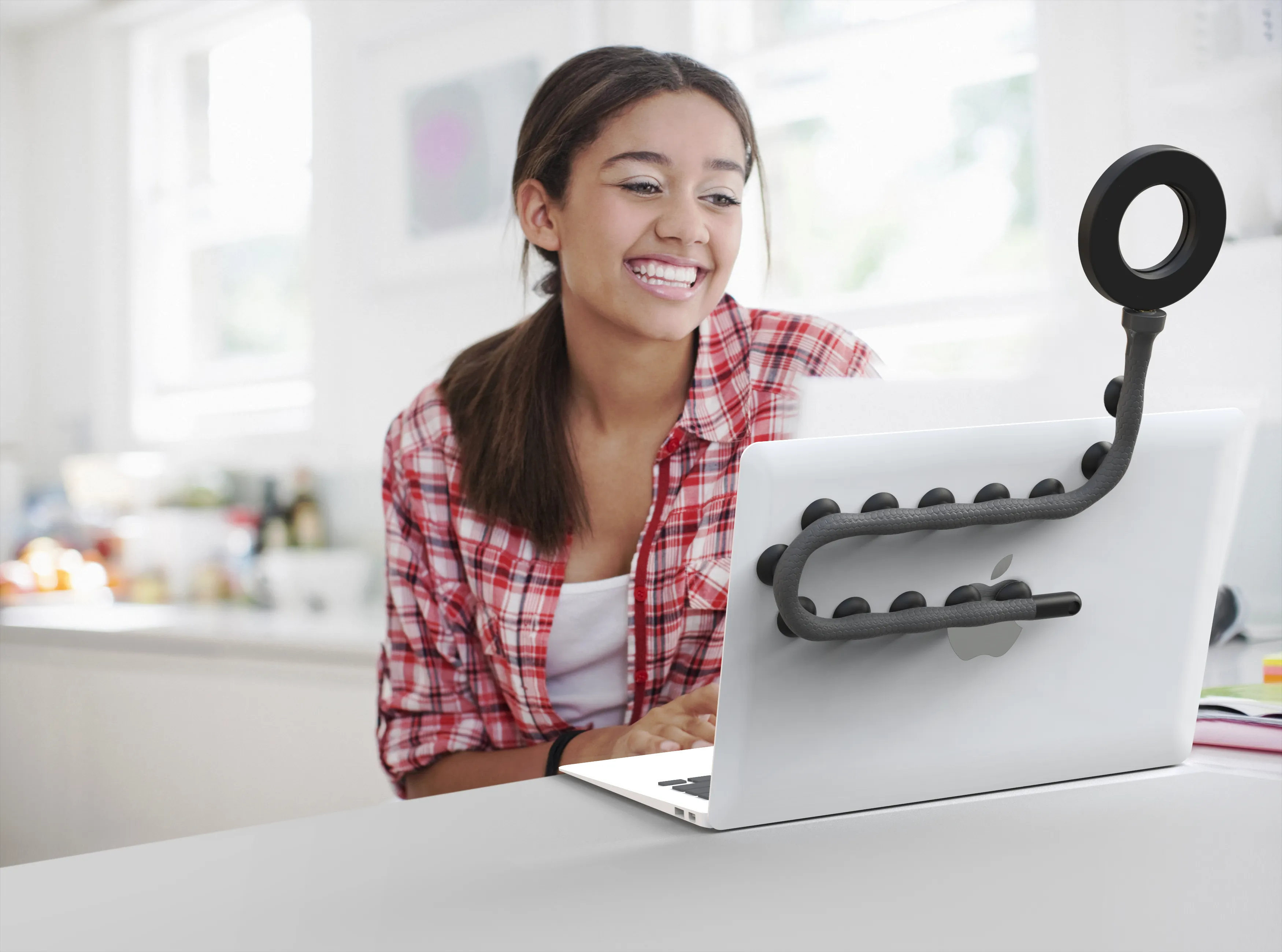 The Twist - 3" Suction Cup Video Call Ring Light